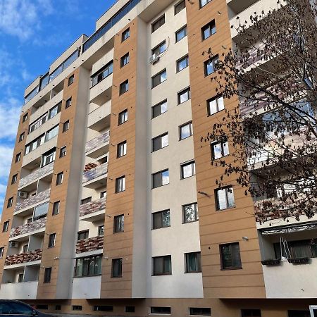New Studio Pitesti Exterior photo