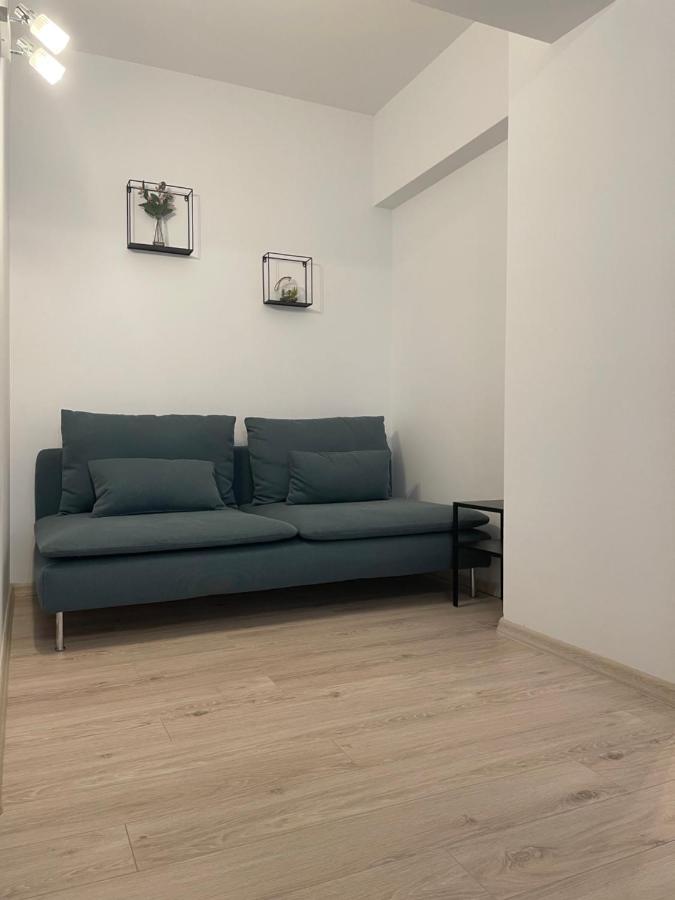 New Studio Pitesti Exterior photo